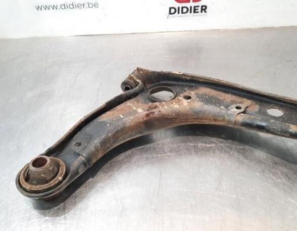 Querlenker links vorne Toyota Yaris P13  P16581958