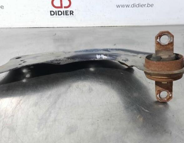 Querlenker links hinten von einem Mazda 3.