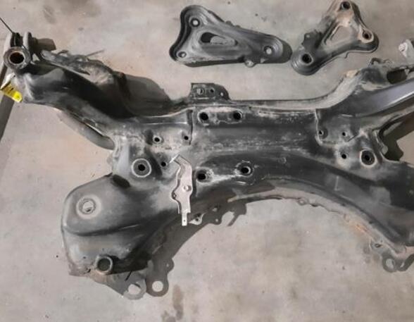 Front Axle Bracket TOYOTA PRIUS PLUS (_W4_), TOYOTA Prius Plus (_W4_)