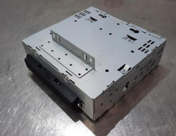 Audio Amplifier VOLVO S40 II (544)