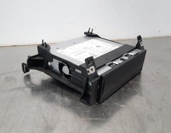 Audio Amplifier VW GOLF VIII (CD1)