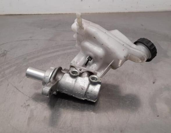 Brake Master Cylinder PEUGEOT 5008 II (MC_, MJ_, MR_, M4_)