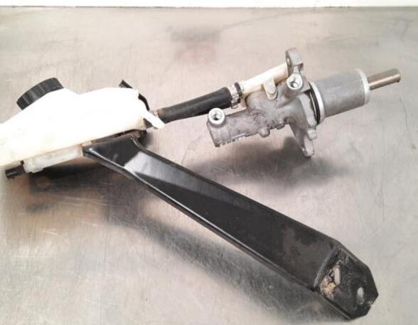 Brake Master Cylinder MERCEDES-BENZ VITO Bus (W639)