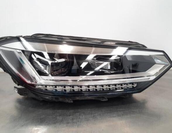 Headlight VW TOURAN (5T1)