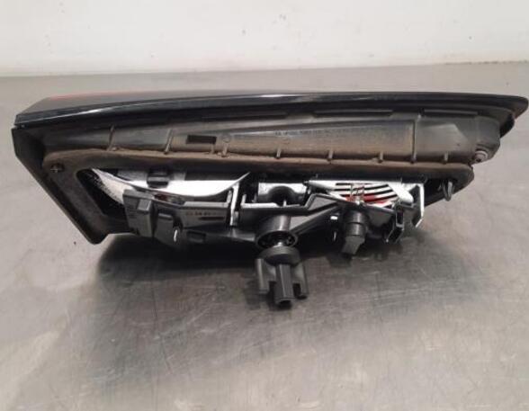 Combination Rearlight OPEL ASTRA K (B16)