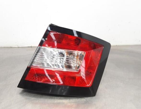 Combination Rearlight SKODA FABIA III (NJ3)