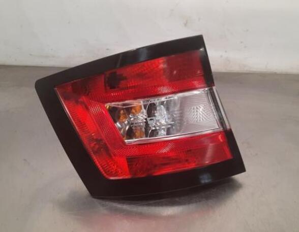 Combination Rearlight SKODA FABIA III Estate (NJ5)