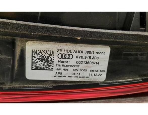 Achterlicht AUDI A3 Sportback (8YA)