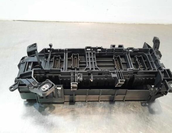 Fuse Box MERCEDES-BENZ CLA Coupe (C117)