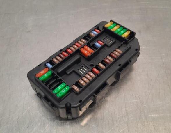 Fuse Box BMW 3 (F30, F80), BMW 1 (F20)