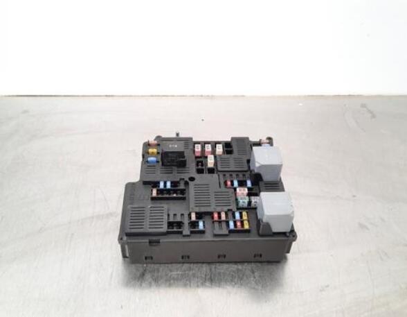 Fuse Box VOLVO XC60 II (246)