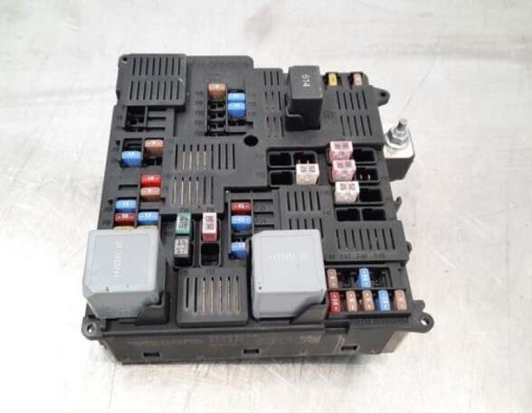 Fuse Box VOLVO XC60 II (246)