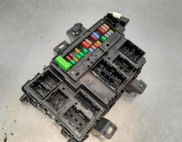 Fuse Box FORD TRANSIT Van (FA_ _), FORD TRANSIT V363 Bus (FAD, FBD), FORD TRANSIT V363 Van (FCD, FDD)