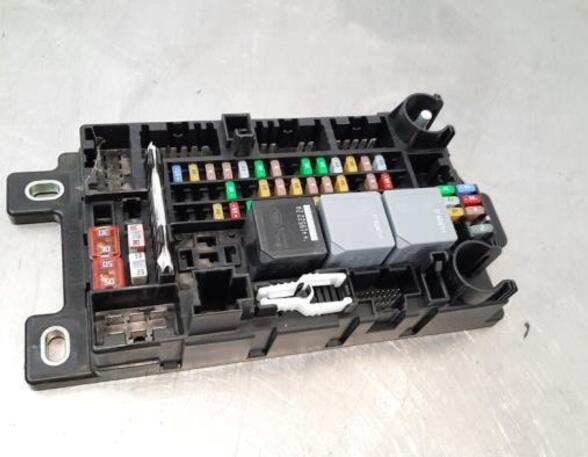 Fuse Box LAND ROVER DISCOVERY SPORT (L550), LAND ROVER RANGE ROVER EVOQUE (L538)