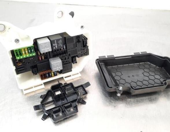 Fuse Box MERCEDES-BENZ C-CLASS T-Model (S205), MERCEDES-BENZ C-CLASS (W205)