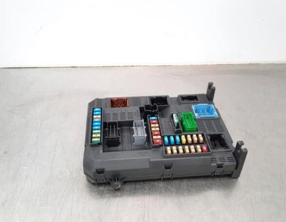 Fuse Box PEUGEOT 2008 I (CU_), PEUGEOT 208 I (CA_, CC_)