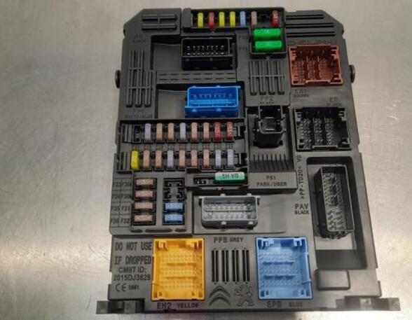 Fuse Box OPEL CORSA F (P2JO), PEUGEOT RIFTER, CITROËN JUMPY III Van (V_), CITROËN C3 III (SX)