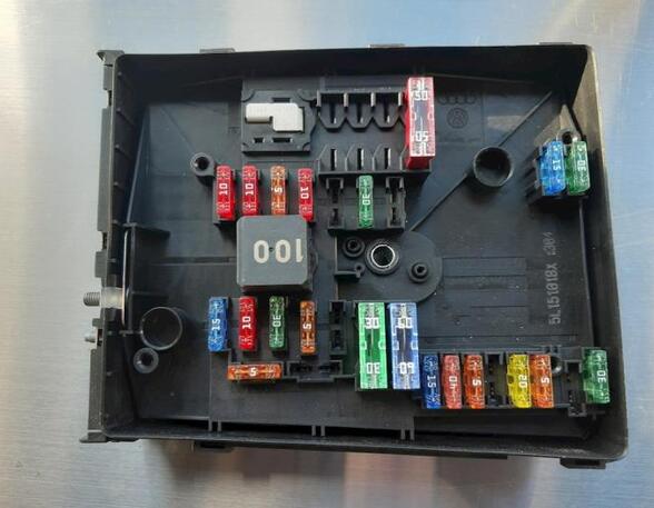 Fuse Box VW CADDY IV Box Body/MPV (SAA, SAH)