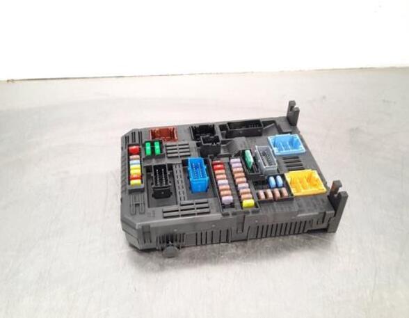 Fuse Box CITROËN C3 AIRCROSS II (2R_, 2C_)