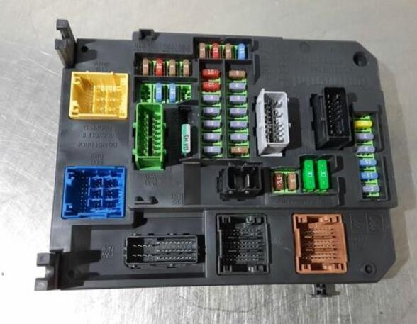 Fuse Box CITROËN DS5, DS DS 5 (KF_), CITROËN DS4 (NX_), DS DS 4 / DS 4 CROSSBACK (NX_)