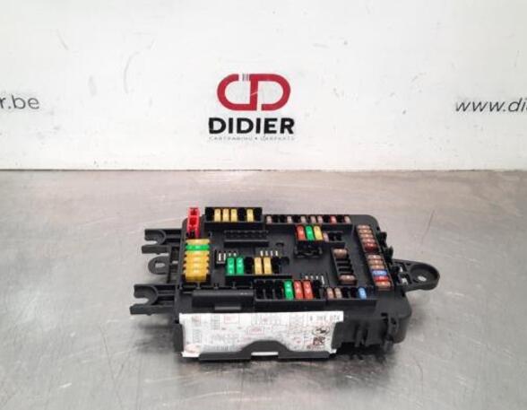 Fuse Box BMW 3 (F30, F80), BMW 1 (F20)