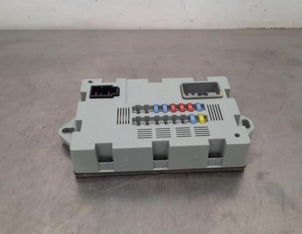 Fuse Box JAGUAR XF (X260)