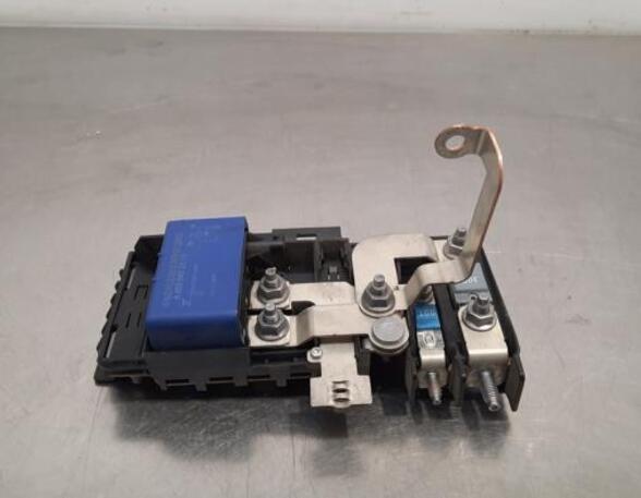 Fuse Box MERCEDES-BENZ GLA-CLASS (X156)