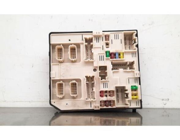 Fuse Box RENAULT MASTER III Van (FV)