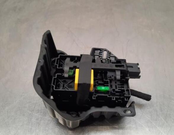 Fuse Box OPEL CORSA F (P2JO)