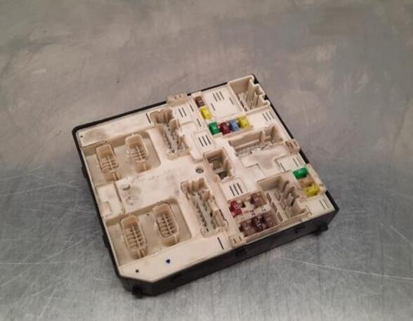 Fuse Box RENAULT MASTER III Platform/Chassis (EV, HV, UV)