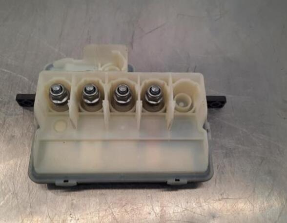 Fuse Box MERCEDES-BENZ C-CLASS (W206)