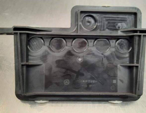 Fuse Box MERCEDES-BENZ C-CLASS (W206)