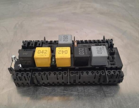 Fuse Box MERCEDES-BENZ A-CLASS (W176)