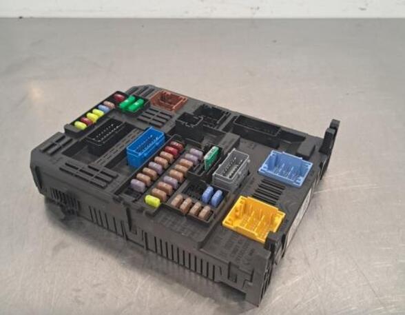 Fuse Box PEUGEOT 2008 II (UD_, US_, UY_, UK_)