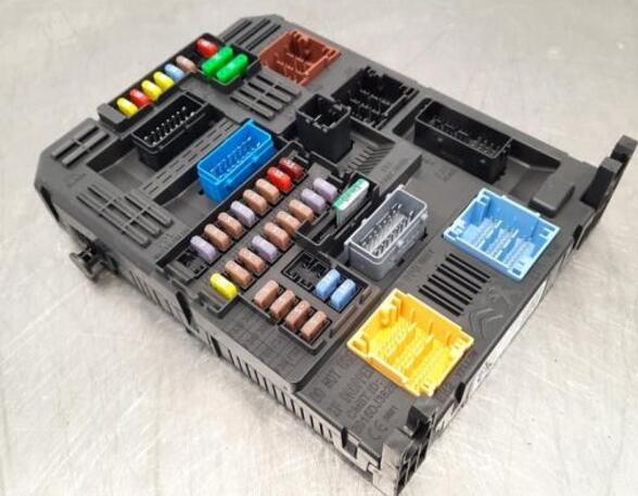 Fuse Box OPEL CORSA F (P2JO)