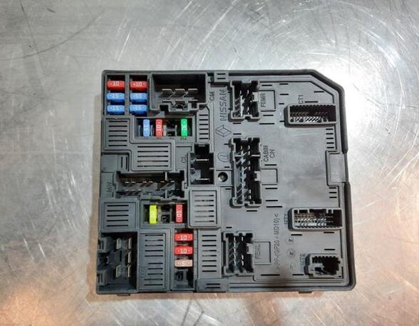 Fuse Box NISSAN PULSAR Hatchback (C13)