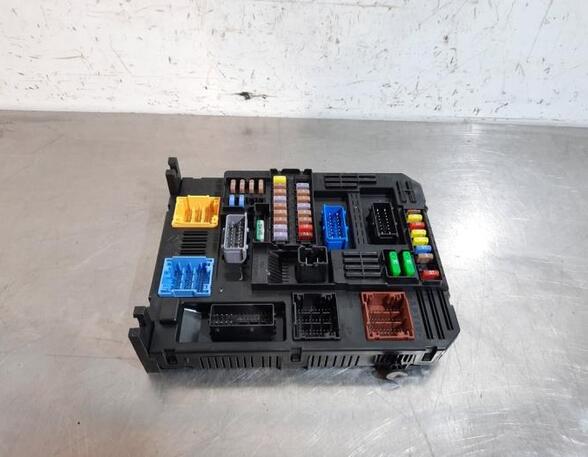 Fuse Box PEUGEOT 308 SW II (LC_, LJ_, LR_, LX_, L4_)