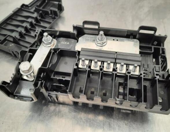 Fuse Box OPEL ASTRA K (B16)