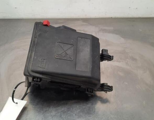 Fuse Box PEUGEOT 3008 SUV (MC_, MR_, MJ_, M4_)