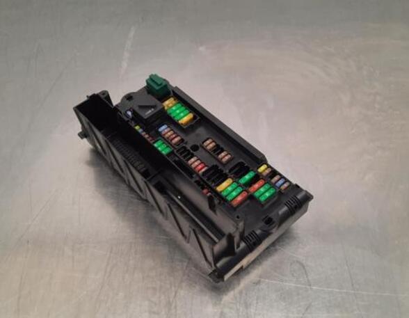 Fuse Box BMW X4 (F26), BMW X3 (F25)