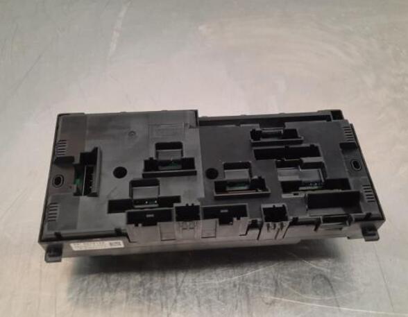 Fuse Box BMW X4 (F26), BMW X3 (F25)