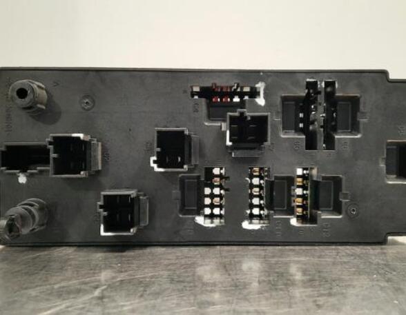 Fuse Box LAND ROVER DEFENDER Station Wagon (L663), LAND ROVER DEFENDER Van (L663)