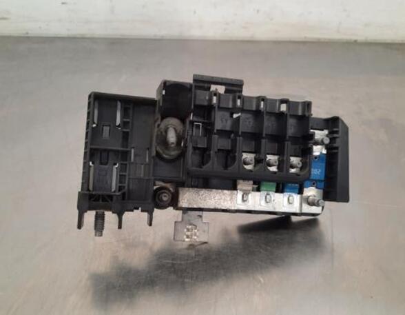 Fuse Box MERCEDES-BENZ A-CLASS (W176)