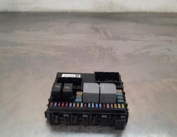 Fuse Box LAND ROVER DEFENDER Station Wagon (L663), LAND ROVER DEFENDER Van (L663)