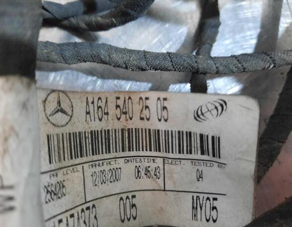 
Kabelbaum Mercedes-Benz M-Klasse W164 A1645402505 P18396713
