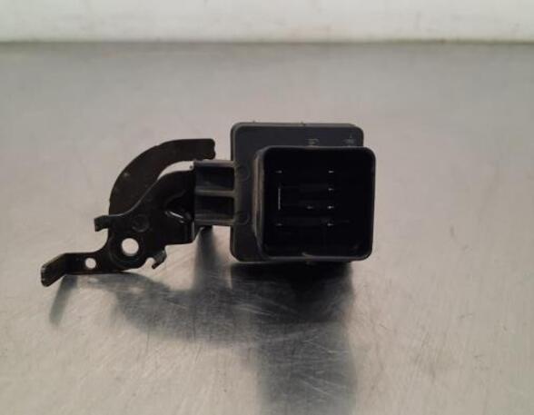 Glow Plug Relay Preheating RENAULT TRAFIC III Van (FG_), RENAULT MASTER III Van (FV)