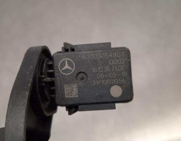 Sensor MERCEDES-BENZ CLA (C118), MERCEDES-BENZ C-CLASS (W205)