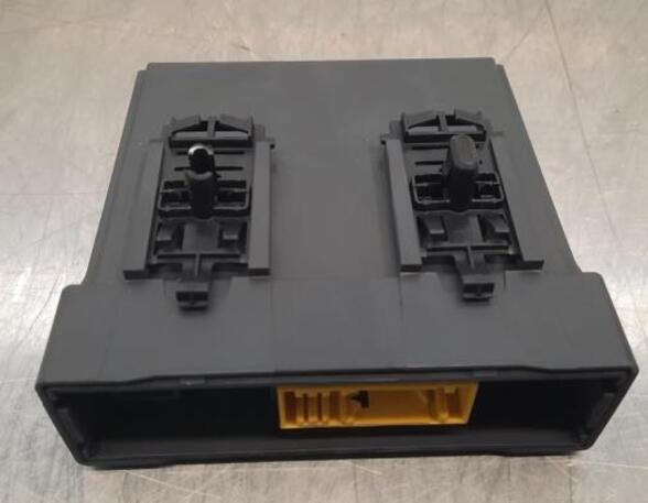 Control unit for lighting PEUGEOT 308 III (FB_, FH_, FP_, F3_, FM_)