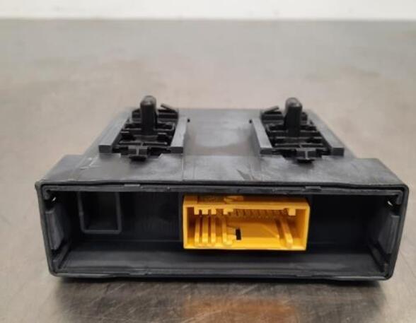 Control unit for lighting PEUGEOT 308 III (FB_, FH_, FP_, F3_, FM_)