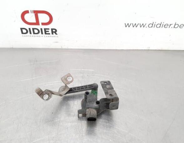 Ride Height Control Hydraulic Pump AUDI A3 Convertible (8V7, 8VE)